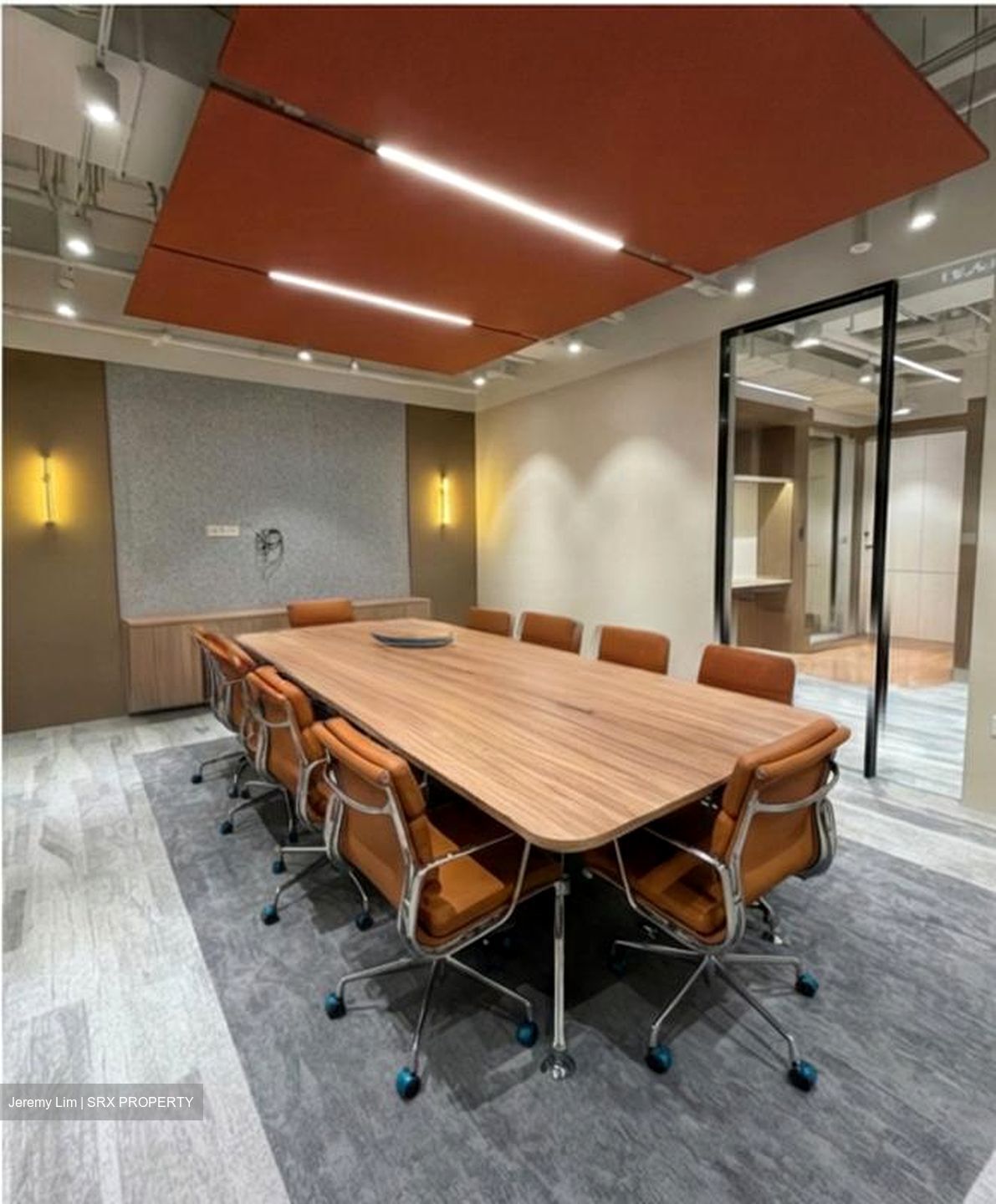 Chevron House (D1), Office #522795131